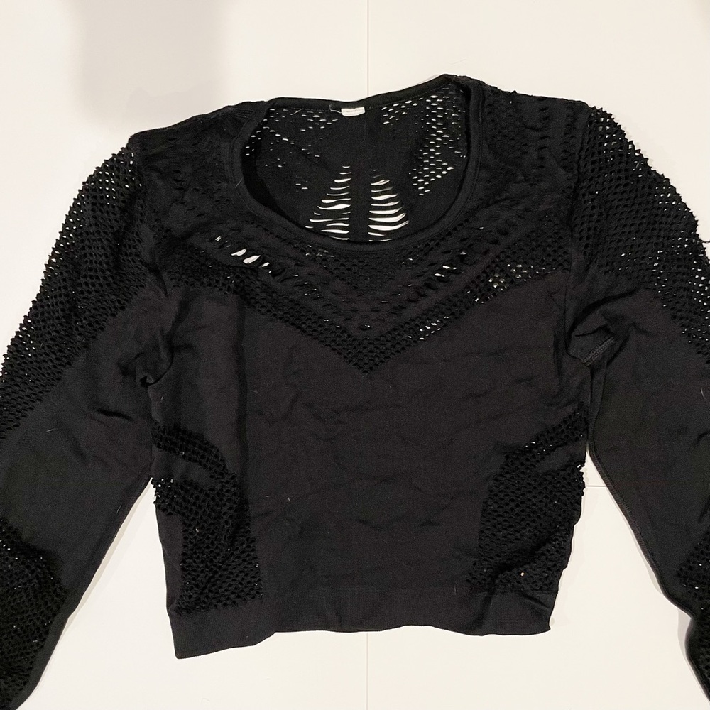 Alo black workout top